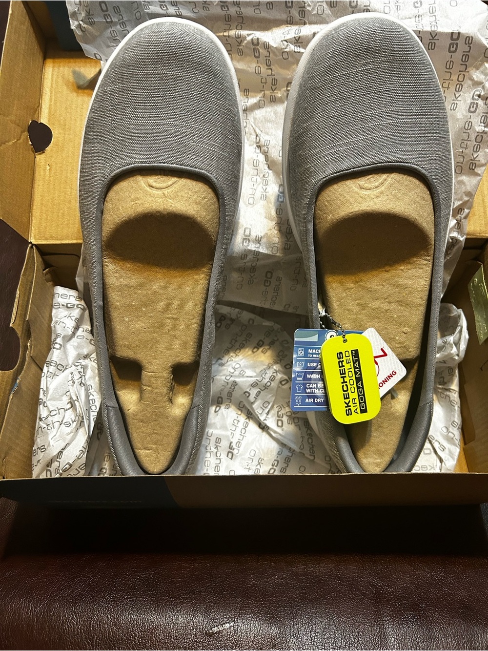 Skechers Go Walk Lite Enamored Grey Slip On Ballet Flats Women's Size 11 NWT